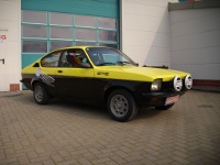 Zweifarblackierung eines Opel Ascona